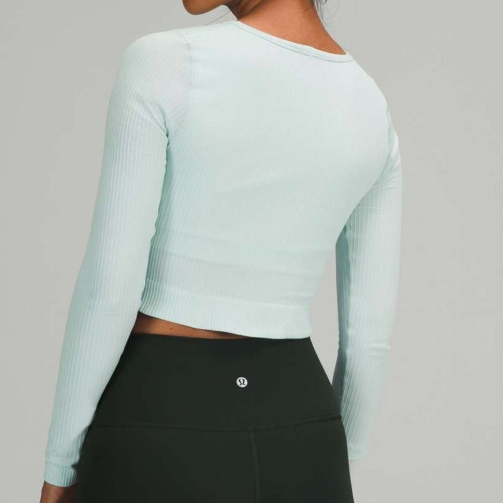 Lululemon Ebb to Street Long Sleeve Shirt Sz 8 Padded Crop Top Delicate Mint - Picture 2 of 9